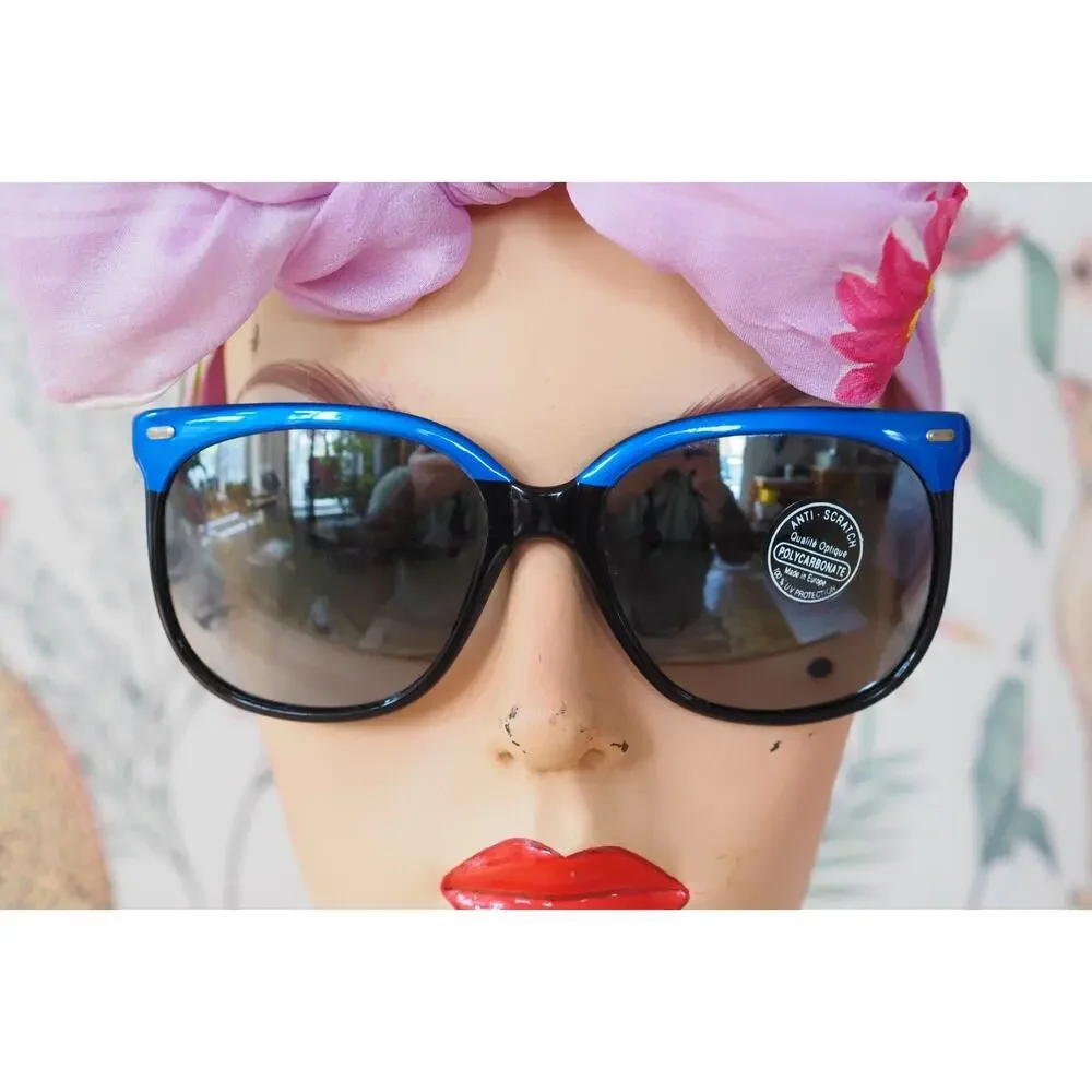Vintage 1990s Lion in the Sun Sunglasses France Two Tone Retro Festival NOS